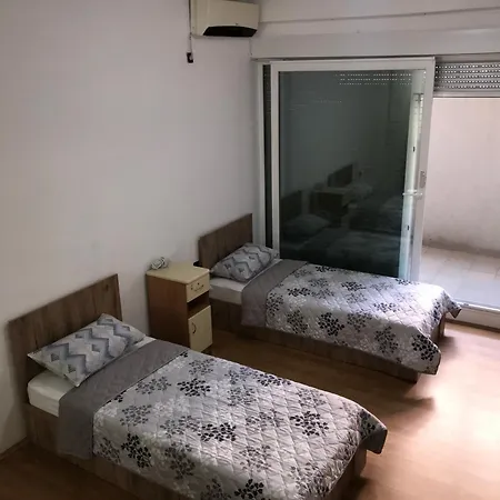 Sweet Basement Suteren Parking 5 Euro Apartment