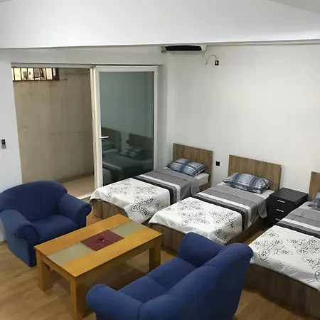 Apartment Sweet Basement Suteren Parking 5 Euro Skopje