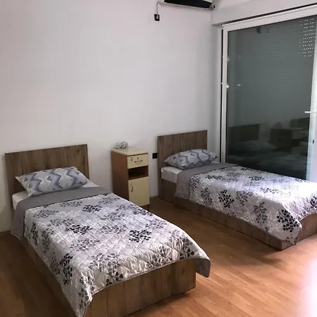 Sweet Basement Suteren Parking 5 Euro Apartment